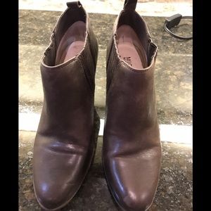 Michael Kors brown leather booties sz 7.5
